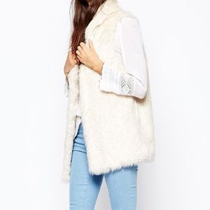 Vanessa Bruno Athe Derby Vest in Faux Fur size 36